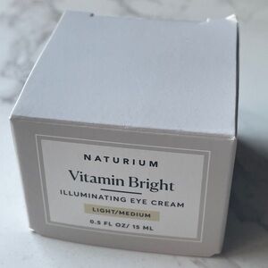 Vitamin Bright Illuminating Eye Cream - Light/Medium